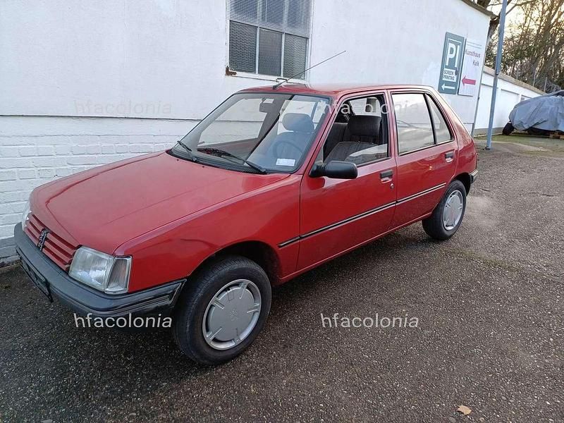 Gebraucht Peugeot 205 60 PS (44 kW) 1990 Rot Kleinwagen