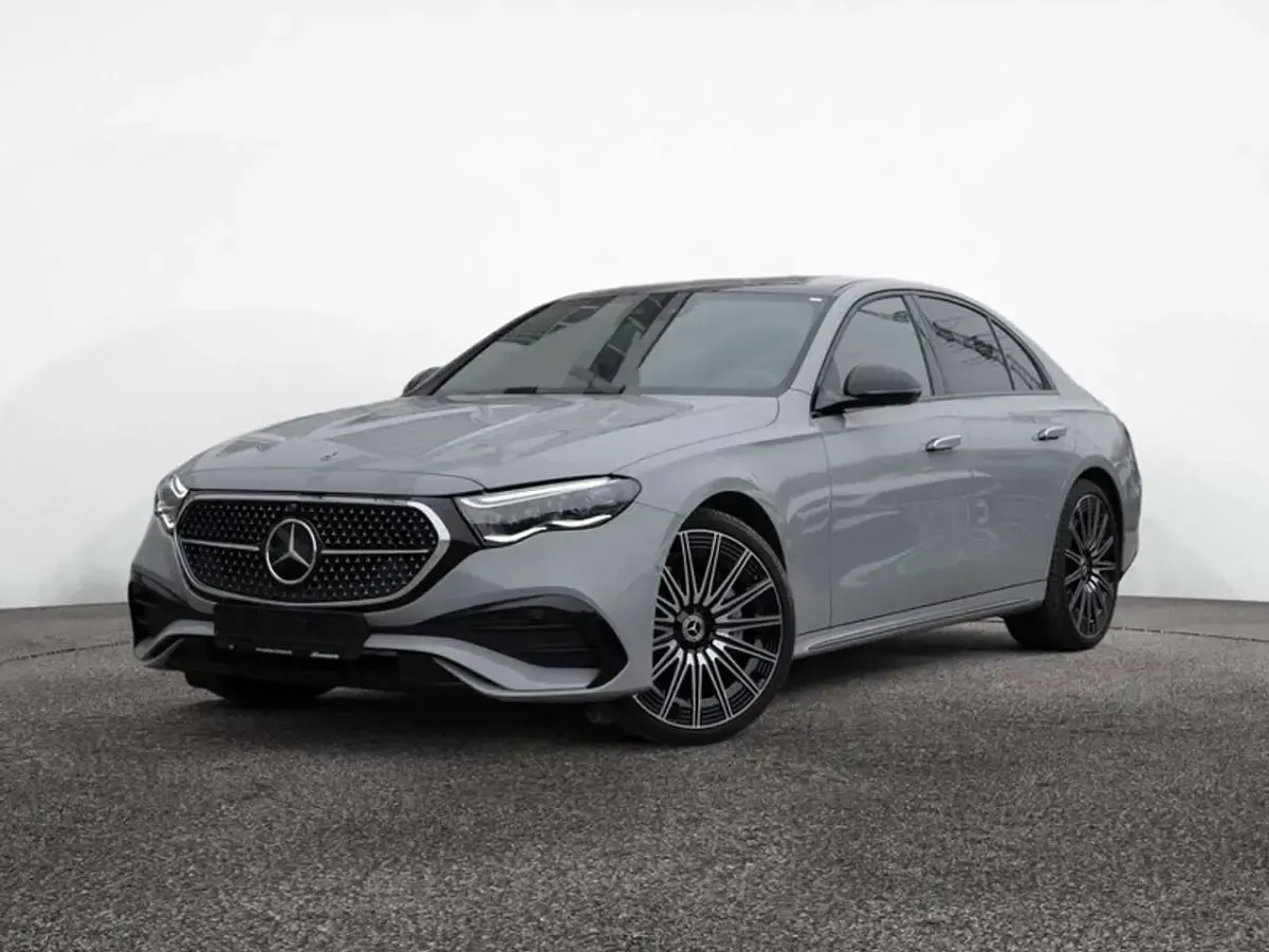 Gebraucht Mercedes E450 AMG 367 PS (269 kW) 2025 Manufaktur lack manufaktur alpingrau uni Limousine