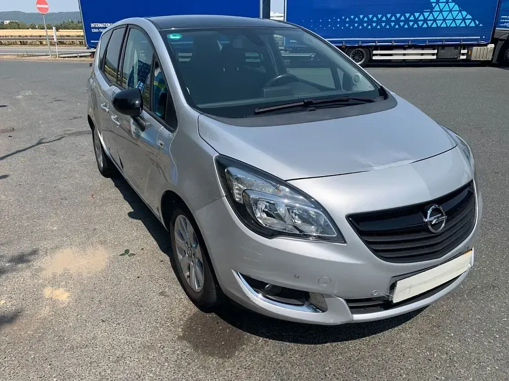 Gebraucht Opel Meriva Innovation 120 PS (88 kW) 2015 Silber Van / Kleinbus