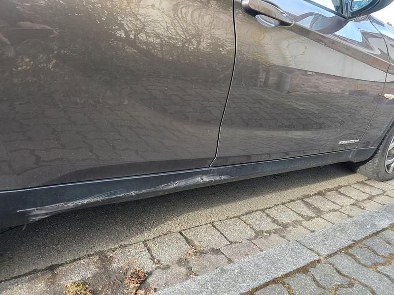 Gebraucht BMW X1 177 PS (130 kW) 2010 Braun SUV