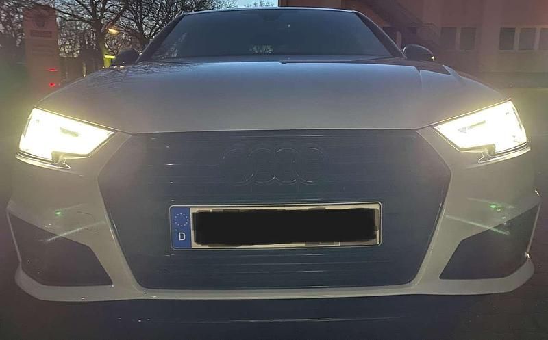 Gebraucht Audi A4 Sport 150 PS (110 kW) 2019 Weiß Limousine