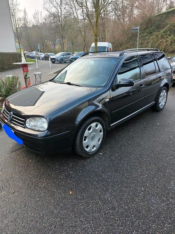 Schwarz Gebraucht 2001 VW Golf IV Edition Kombi | 1.600 € (Fairer Preis) - Bild 1/4