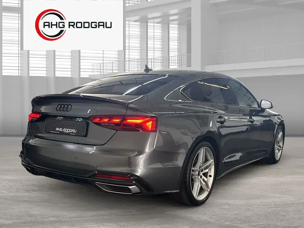 Gebraucht Audi A5 Sportback S-Line 163 PS (119 kW) 2024 Grau Kleinwagen
