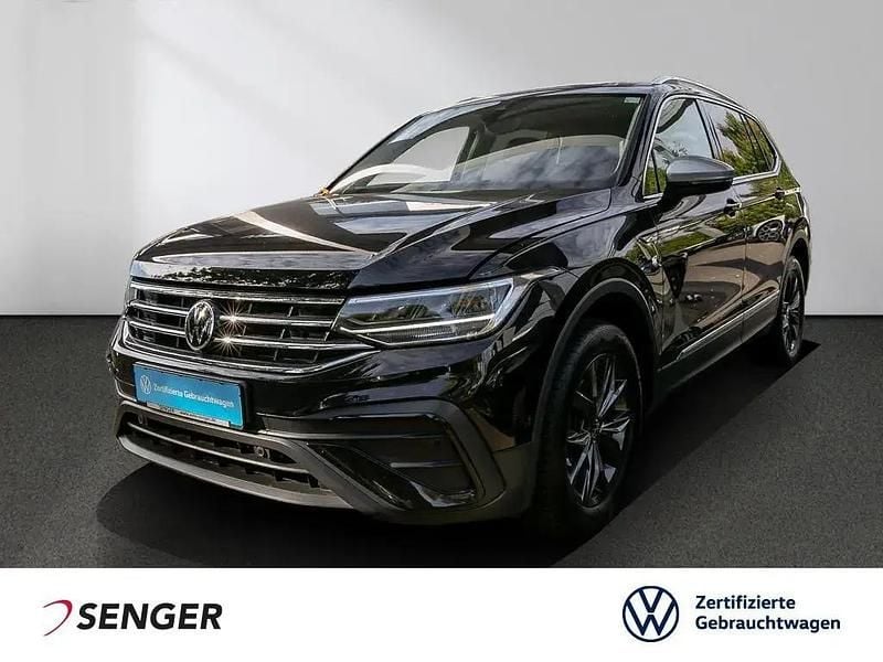 Deep black perleffekt Gebraucht 2023 VW Tiguan Allspace Move SUV | 34.990 € (Fairer Preis) - Bild 1/1