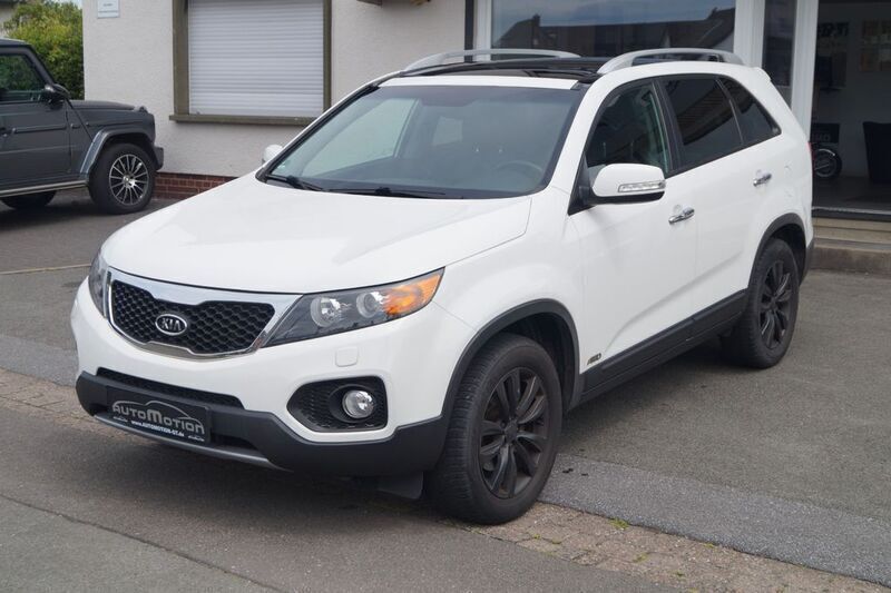 Weiß Gebraucht 2011 Kia Sorento SUV | 12.490 € (Fairer Preis) - Bild 1/4