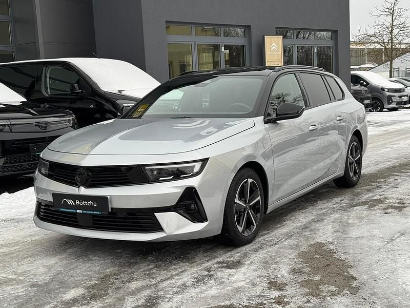Grau/typ aussenverkleidung metalliclackierung Gebraucht 2025 Opel Astra Kombi | 23.980 € (Superpreis) - Bild 1/4
