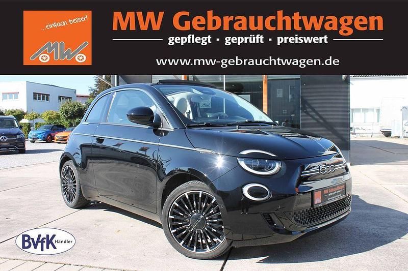 Schwarz Gebraucht 2022 Fiat 500e La Prima Kleinwagen | 23.990 € (Teuer) - Bild 1/3