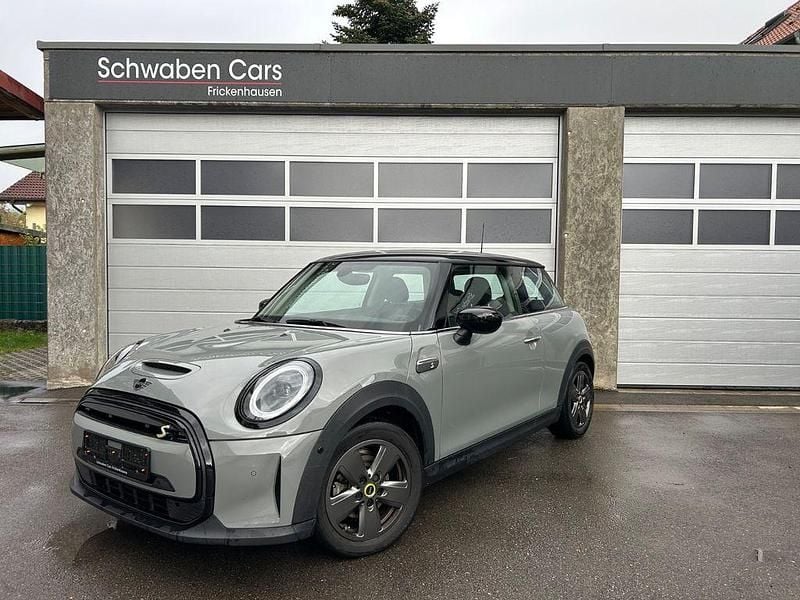 Moonwalk grey Gebraucht 2022 Mini Cooper SE Kleinwagen | 15.999 € (Guter Preis) - Bild 1/4