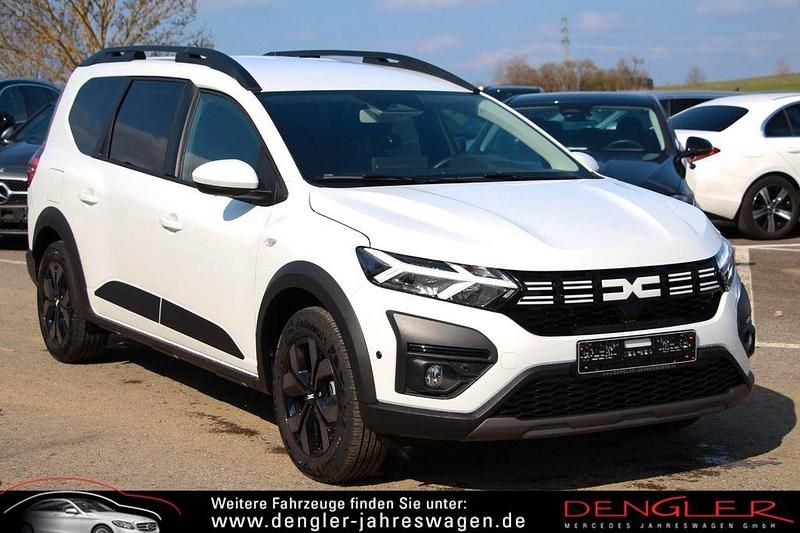 Gebraucht Dacia Jogger Expression 141 PS (103 kW) 2025 Weiß Van / Kleinbus