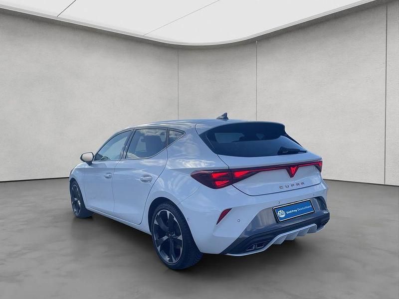 Usata Cupra Leon 150 CV (110 kW) 2025 Bianco Berlina