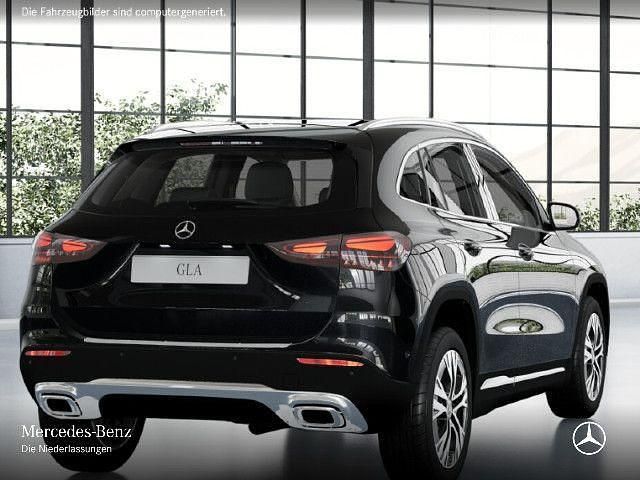 Gebraucht Mercedes GLA220 Progressive 190 PS (139 kW) 2024 Schwarz SUV
