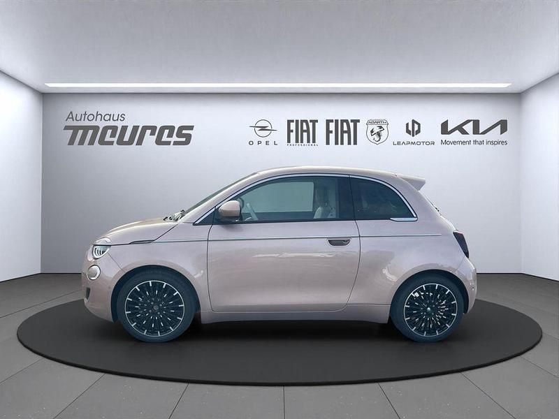 Neu Fiat 500e La Prima 69 kW (95 PS) 2025 Gold Kleinwagen