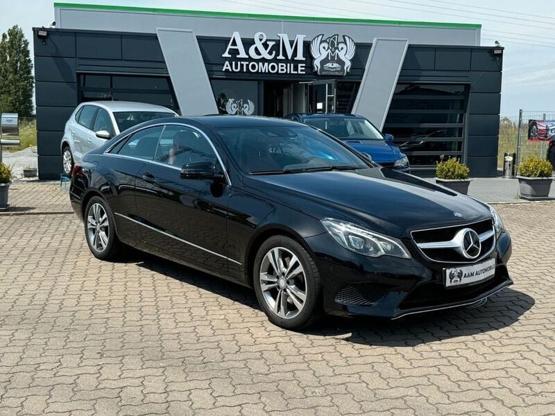 Gebraucht Mercedes E250 211 PS (155 kW) 2016 Schwarz Coupé