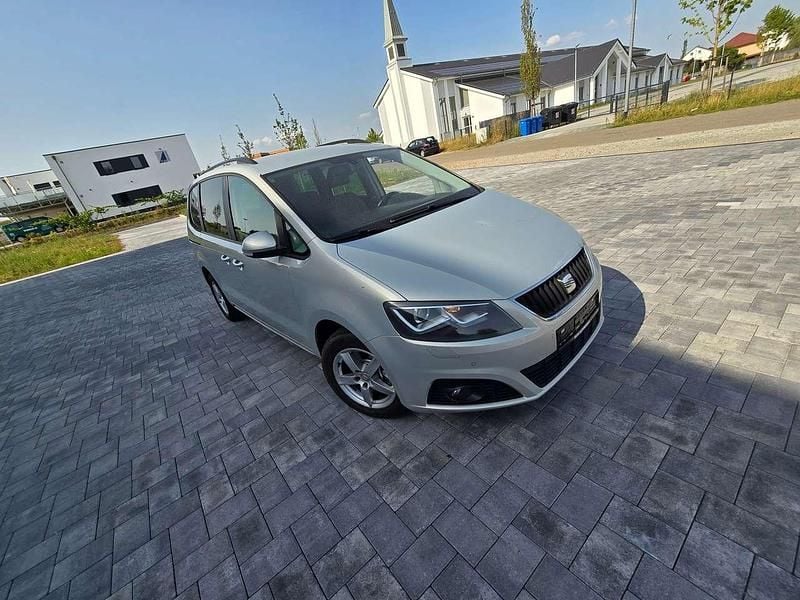 Silver leaf Gebraucht 2012 Seat Alhambra Style Van / Kleinbus | 10.200 € (Guter Preis) - Bild 1/4