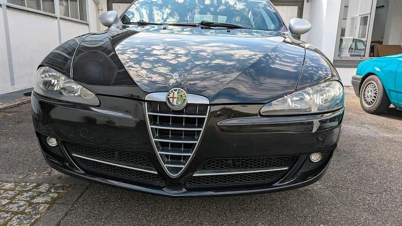 Gebraucht Alfa Romeo 147 105 PS (77 kW) 2010 Schwarz Kleinwagen