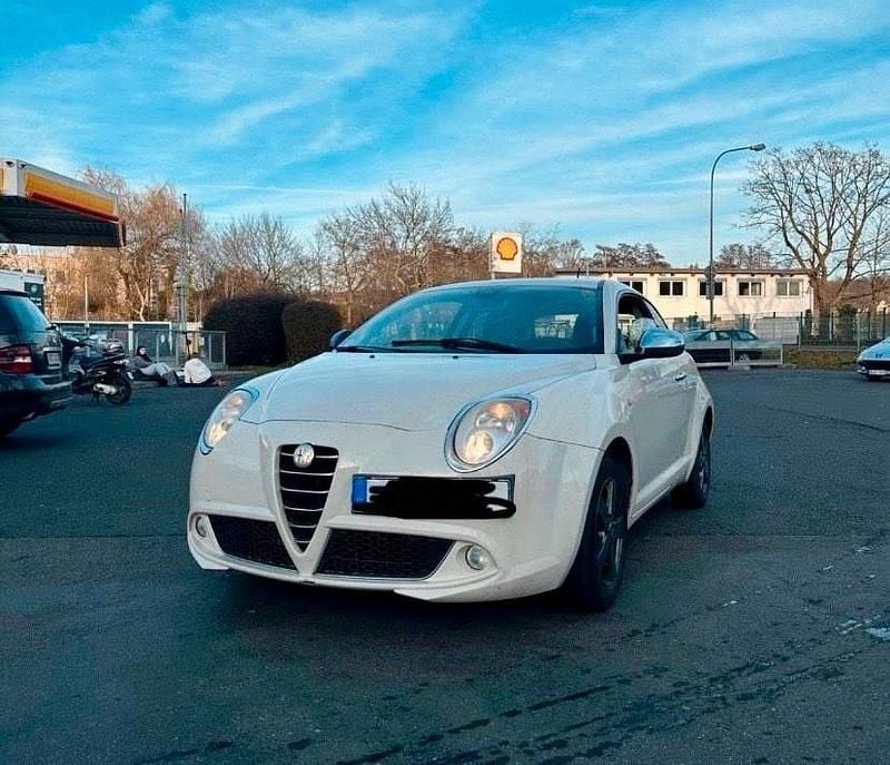 Gebraucht Alfa Romeo MiTo 105 PS (77 kW) 2014 Grün Kleinwagen