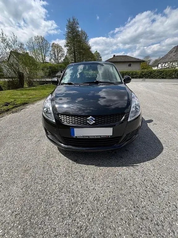 Usata Suzuki Swift Club 94 CV (69 kW) 2013 Nero Utilitaria