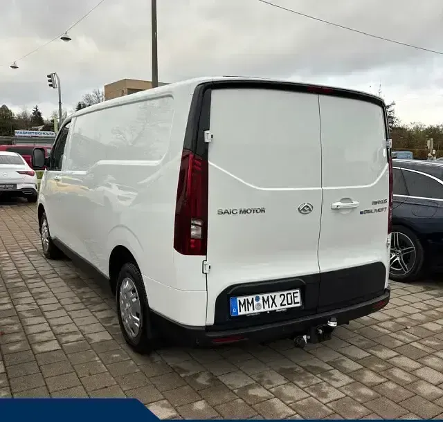 Gebraucht Maxus eDeliver 7 150 kW (204 PS) 2024 Weiss Van