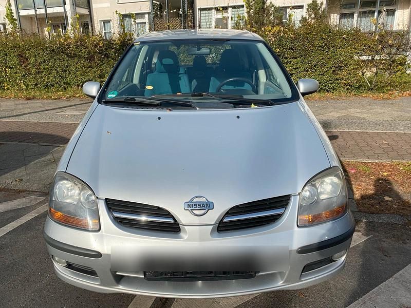 Silber Gebraucht 2001 Nissan Almera Van / Kleinbus | 1.990 € - Bild 1/4