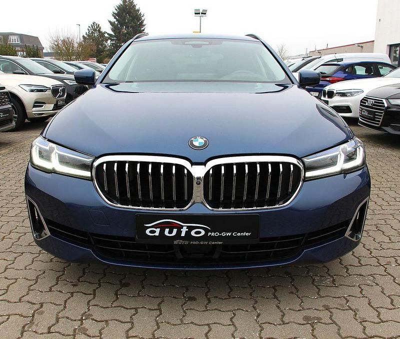 Gebraucht BMW 530 Luxury Line 286 PS (210 kW) 2021 Blau Kombi
