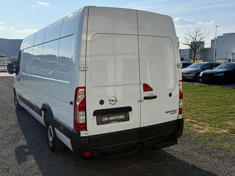 Gebraucht Opel Movano 145 PS (106 kW) 2022 Weiß Van