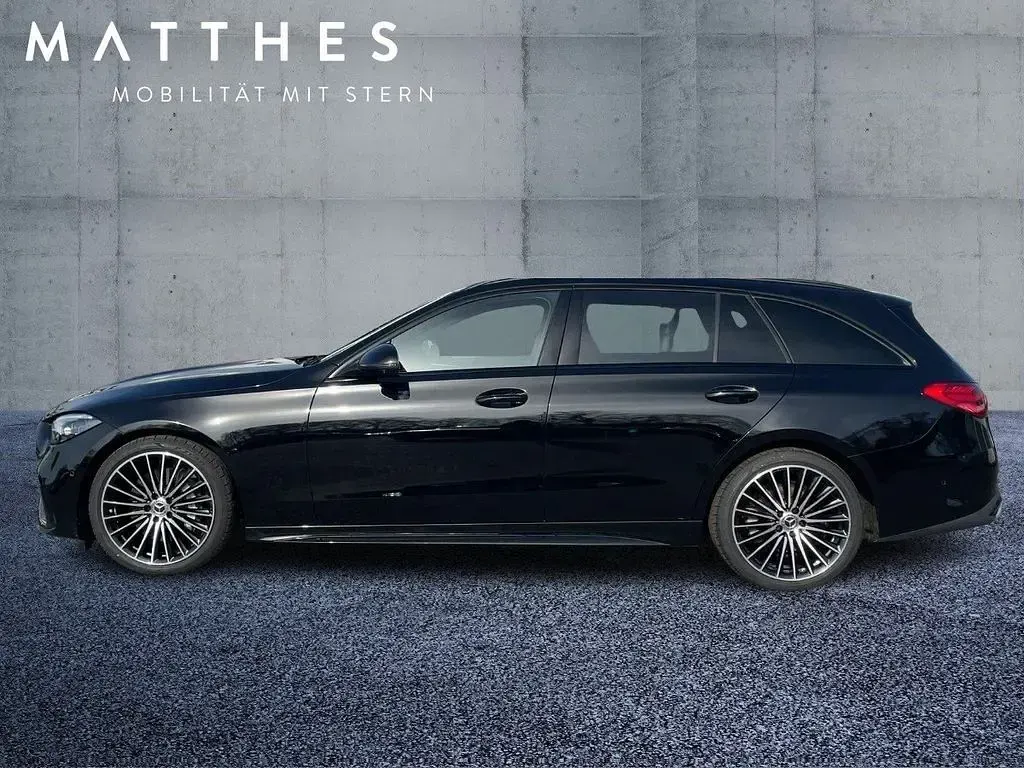 Gebraucht Mercedes C220 AMG 200 PS (147 kW) 2025 Schwarz Kombi