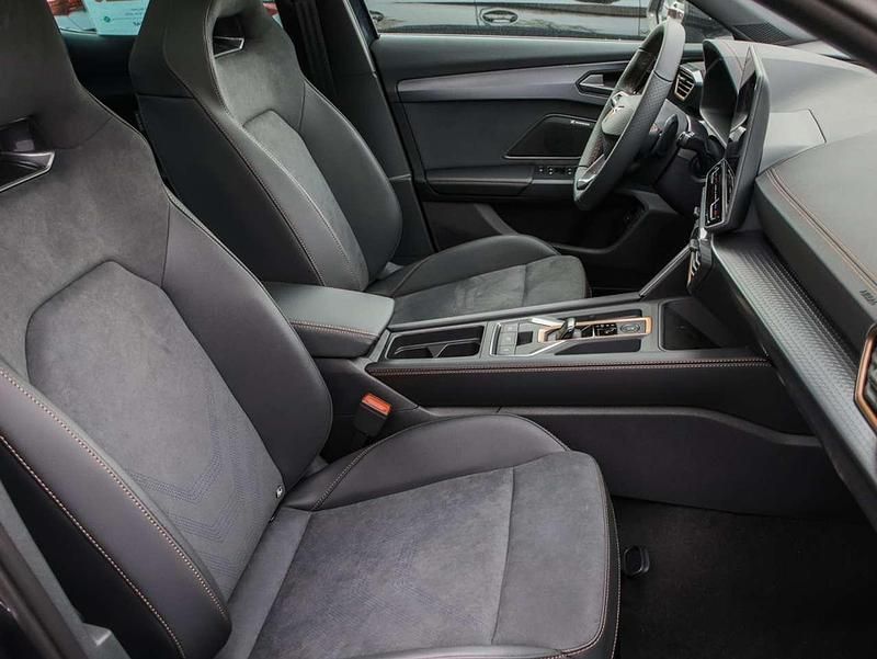 Neu Cupra Formentor VZ 333 PS (244 kW) 2026 Magnetic grau SUV