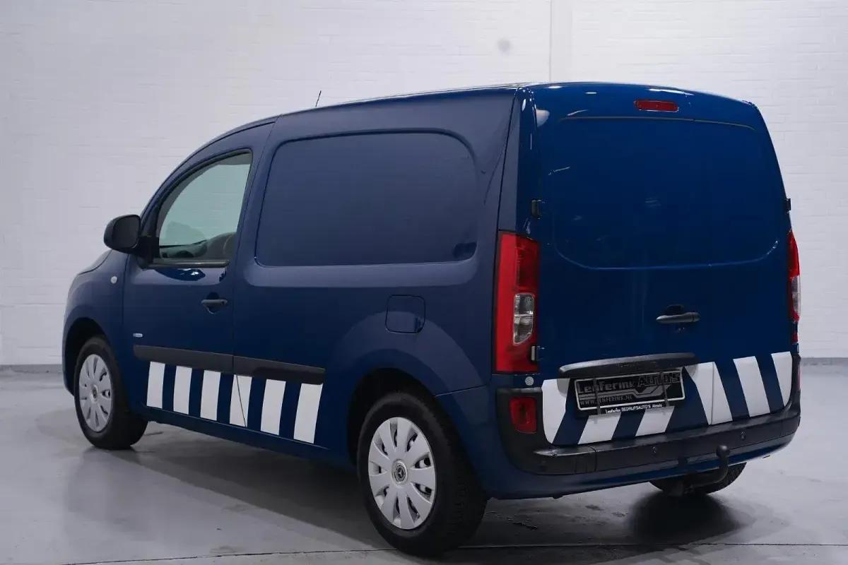Gebraucht Mercedes Citan 111 110 PS (80 kW) 2014 Blau Van / Kleinbus
