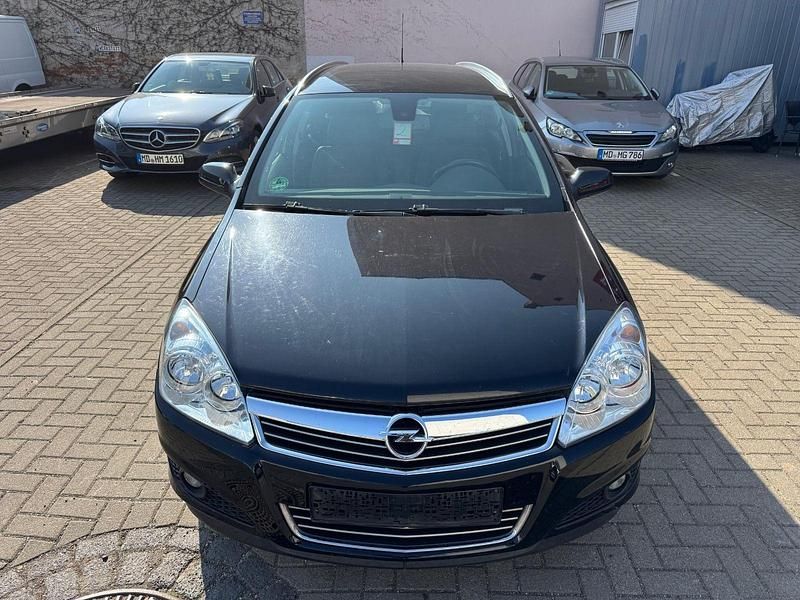 Gebraucht Opel Astra 116 PS (85 kW) 2009 Schwarz Kombi