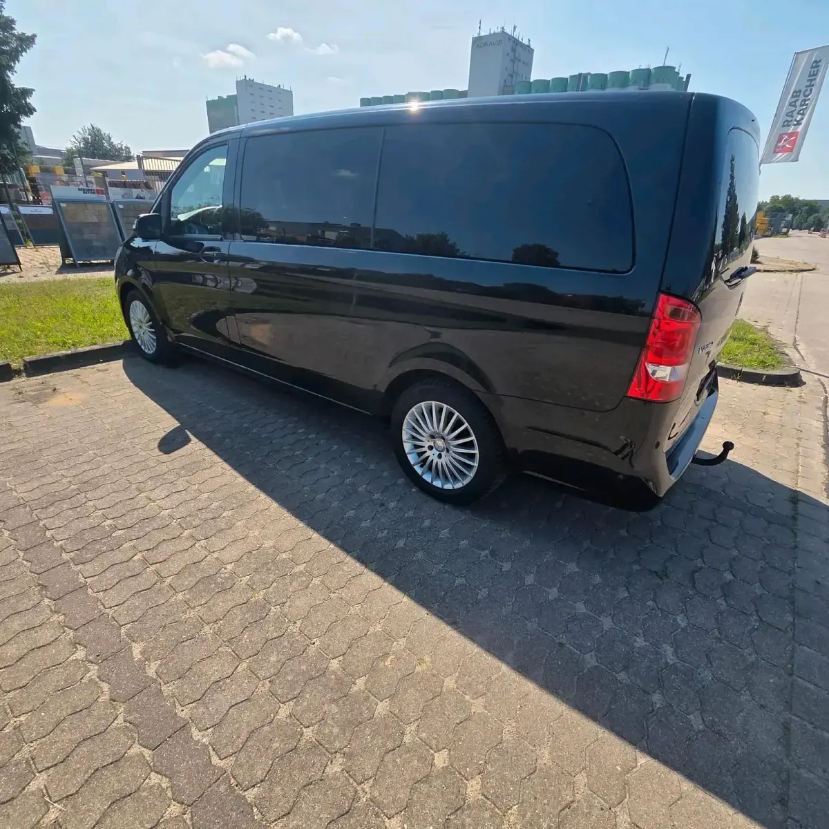 Gebraucht Mercedes V220 163 PS (119 kW) 2016 Schwarz Van / Kleinbus