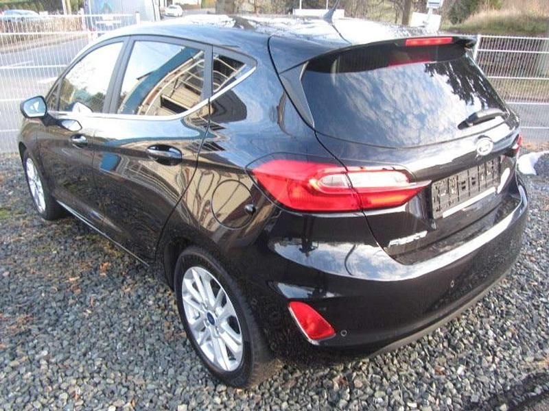 Gebraucht Ford Fiesta Titanium 101 PS (74 kW) 2023 Obsidianschwarz metallic Kleinwagen