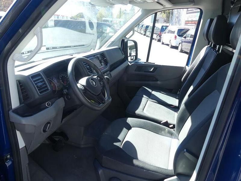 Gebraucht VW Crafter 140 PS (102 kW) 2021 Deep ocean blue Van