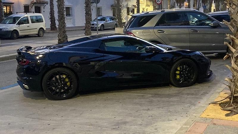 Schwarz Gebraucht 2023 Corvette C8 Cabrio | 112.000 € - Bild 1/4