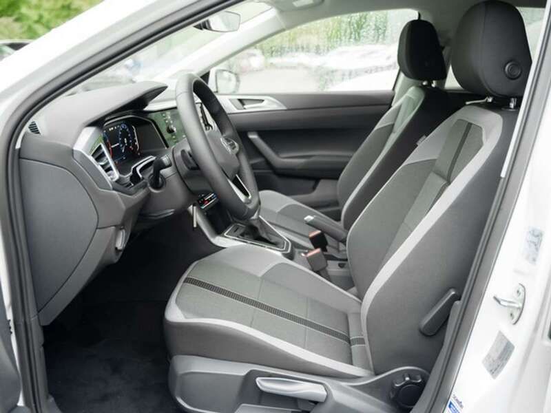 Gebraucht VW Polo Style 95 PS (69 kW) 2024 Pure white Limousine