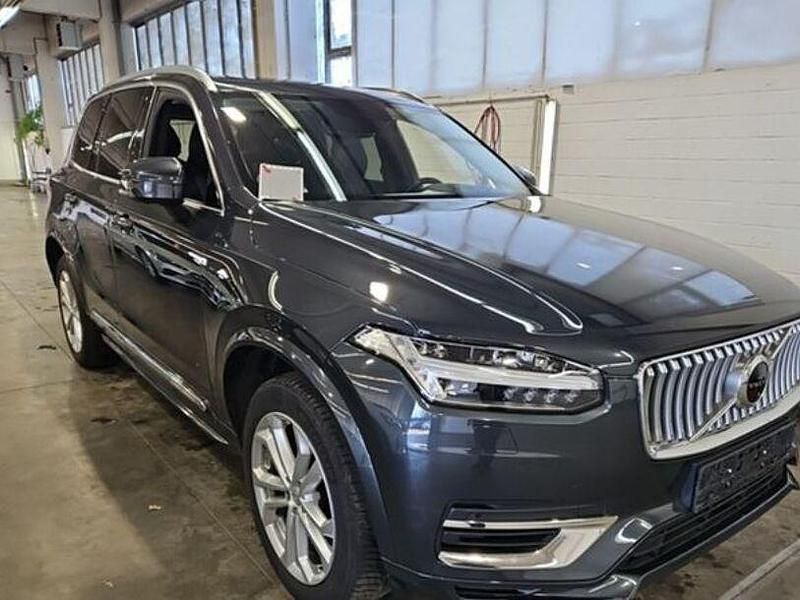 Gebraucht Volvo 360 88 PS (64 kW) 2020 Andere Limousine