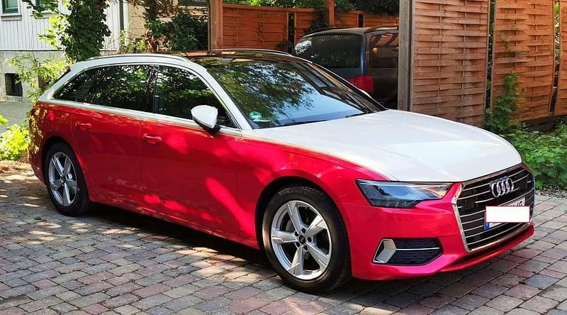 Blau Gebraucht 2022 Audi A6 Sport Kombi | 30.700 € (Guter Preis) - Bild 1/4