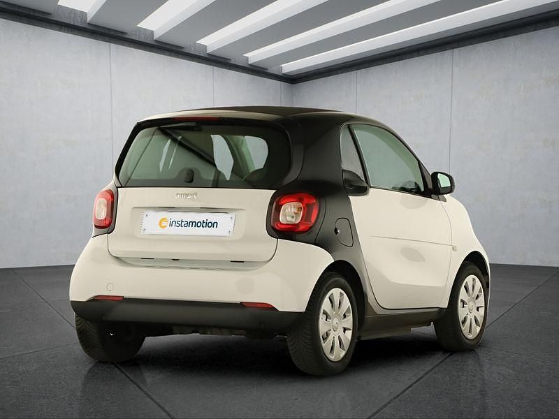 Gebraucht Smart ForTwo Coupé 60 kW (82 PS) 2022 Weiß Kleinwagen