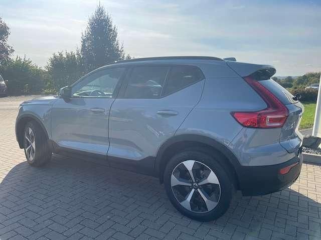 Gebraucht Volvo XC40 145 PS (106 kW) 2025 SUV
