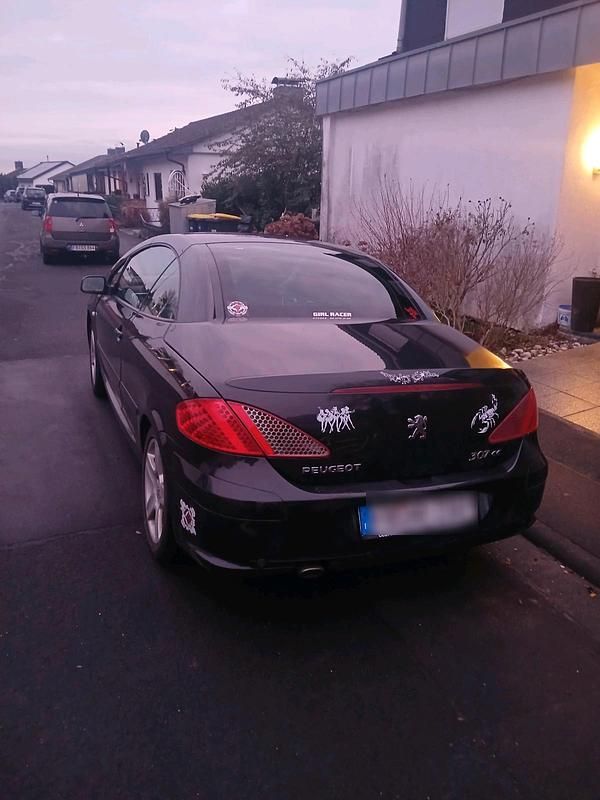 Gebraucht Peugeot 307 CC 136 PS (100 kW) 2006 Schwarz Cabrio