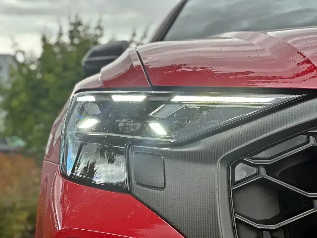 Gebraucht Audi RS Q8 Performance 640 PS (470 kW) 2024 Chilirot metallic SUV