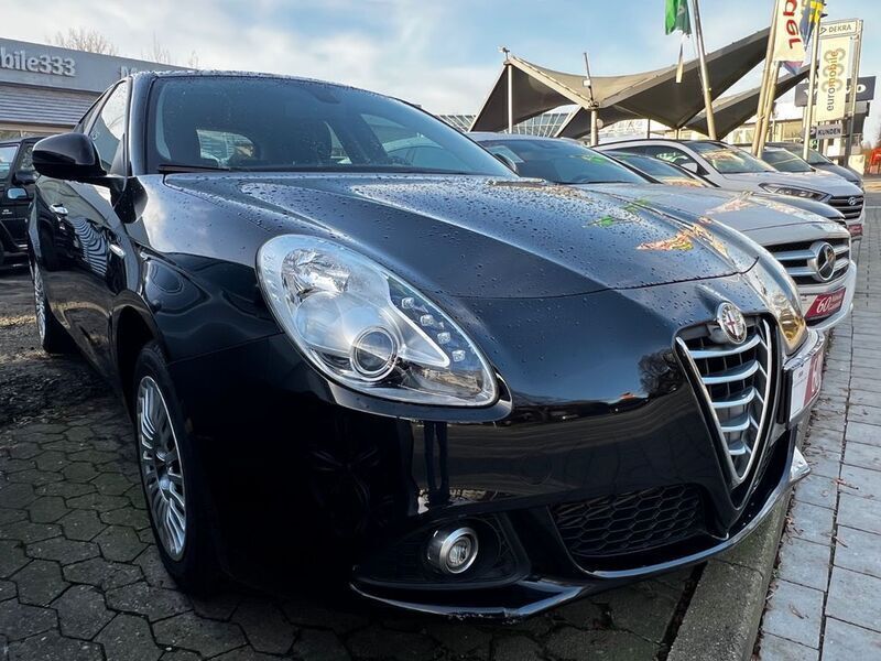 Schwarz Gebraucht 2014 Alfa Romeo Giulietta Impression Kleinwagen | 6.950 € (Guter Preis) - Bild 1/4