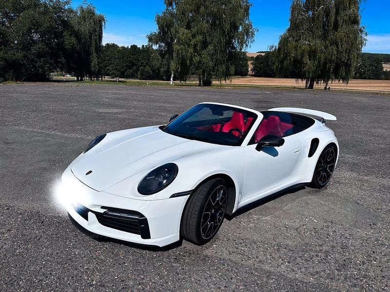 Weiß Gebraucht 2024 Porsche 911 Turbo S Cabriolet Cabrio | 259.000 € (Fairer Preis) - Bild 1/4
