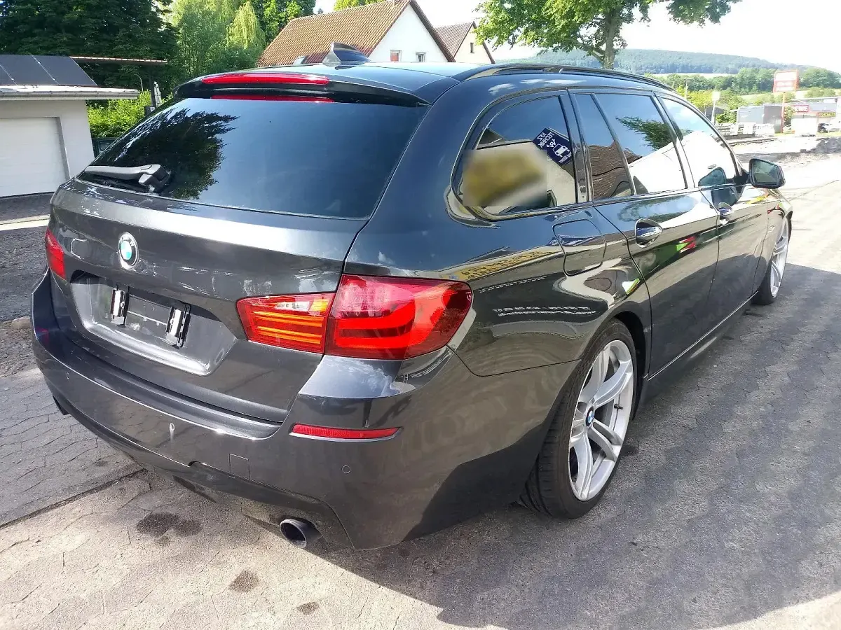 Gebraucht BMW 535 M Sport 313 PS (230 kW) 2011 Grau Kombi