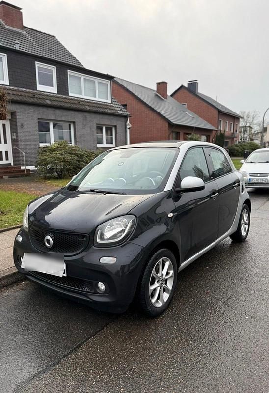 Schwarz Gebraucht 2015 Smart ForFour Kleinwagen | 7.400 € (Fairer Preis) - Bild 1/4