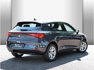 Neu Seat Leon 150 PS (110 kW) 2026 Grau ("magnetic tech") Limousine