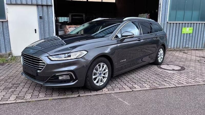 Gebraucht Ford Mondeo 190 PS (139 kW) 2020 Grau Limousine