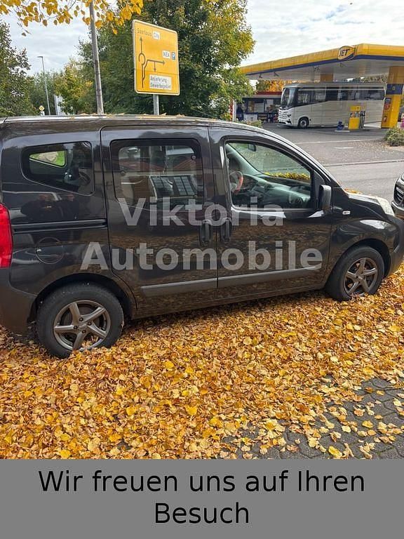 Gebraucht Peugeot Bipper Active 75 PS (55 kW) 2013 Braun Van / Kleinbus