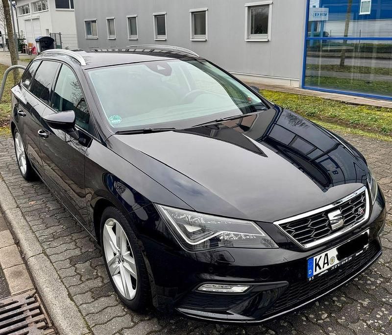 Schwarz Gebraucht 2018 Seat Leon ST FR Kombi | 14.999 € (Fairer Preis) - Bild 1/4