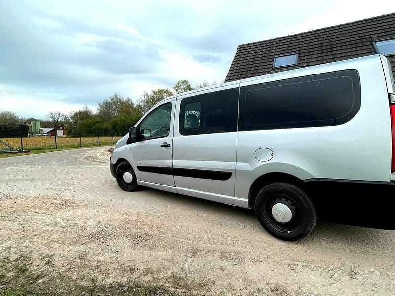 Second-hand Citroën Jumpy 120 CP (88 kW) 2007 Argintiu Monovolum