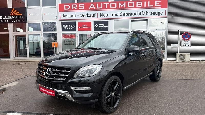 Gebraucht Mercedes ML350 258 PS (189 kW) 2012 Schwarz SUV